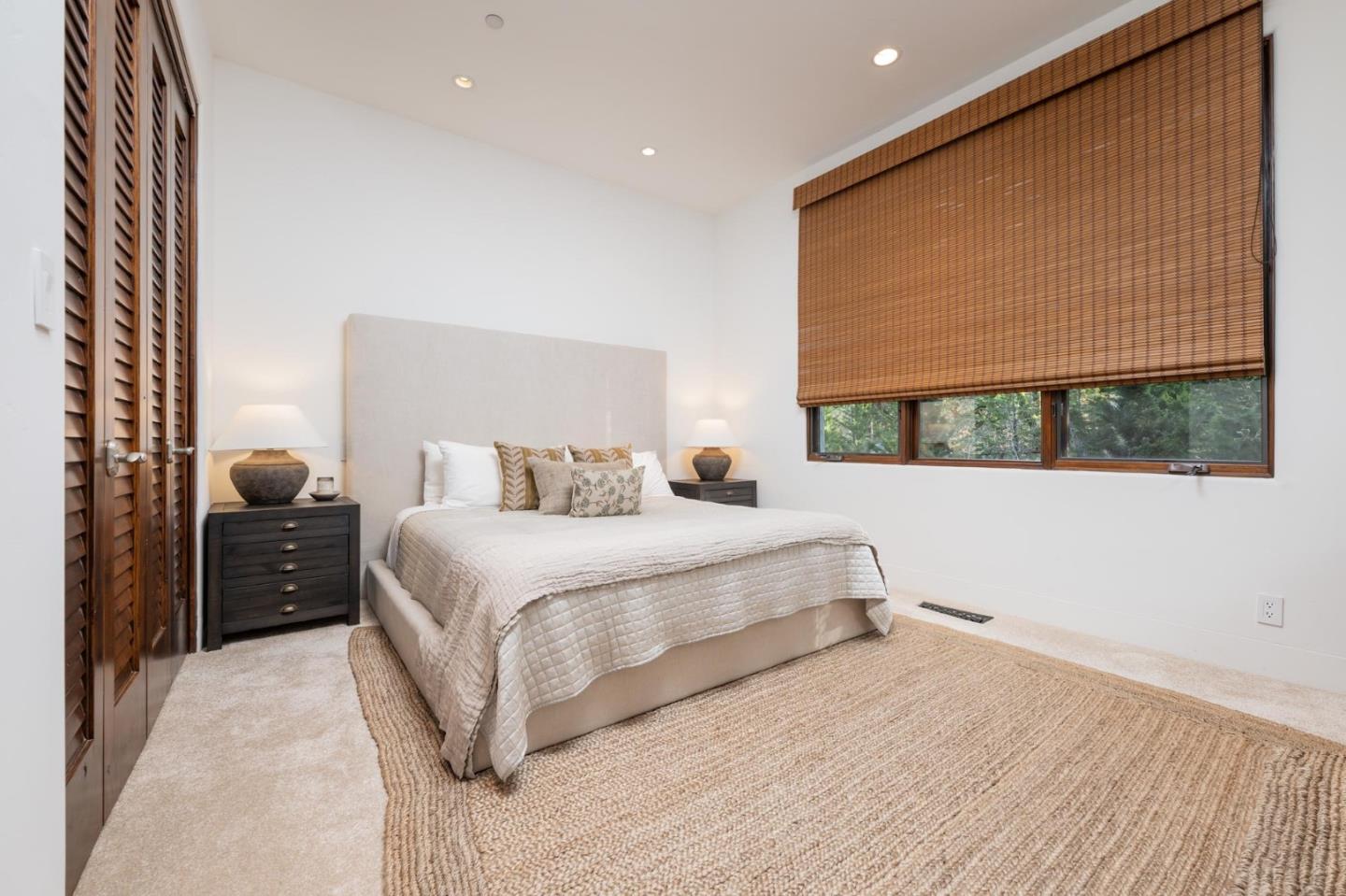 Detail Gallery Image 13 of 32 For 1036 Los Trancos Rd, Portola Valley,  CA 94028 - 3 Beds | 3 Baths