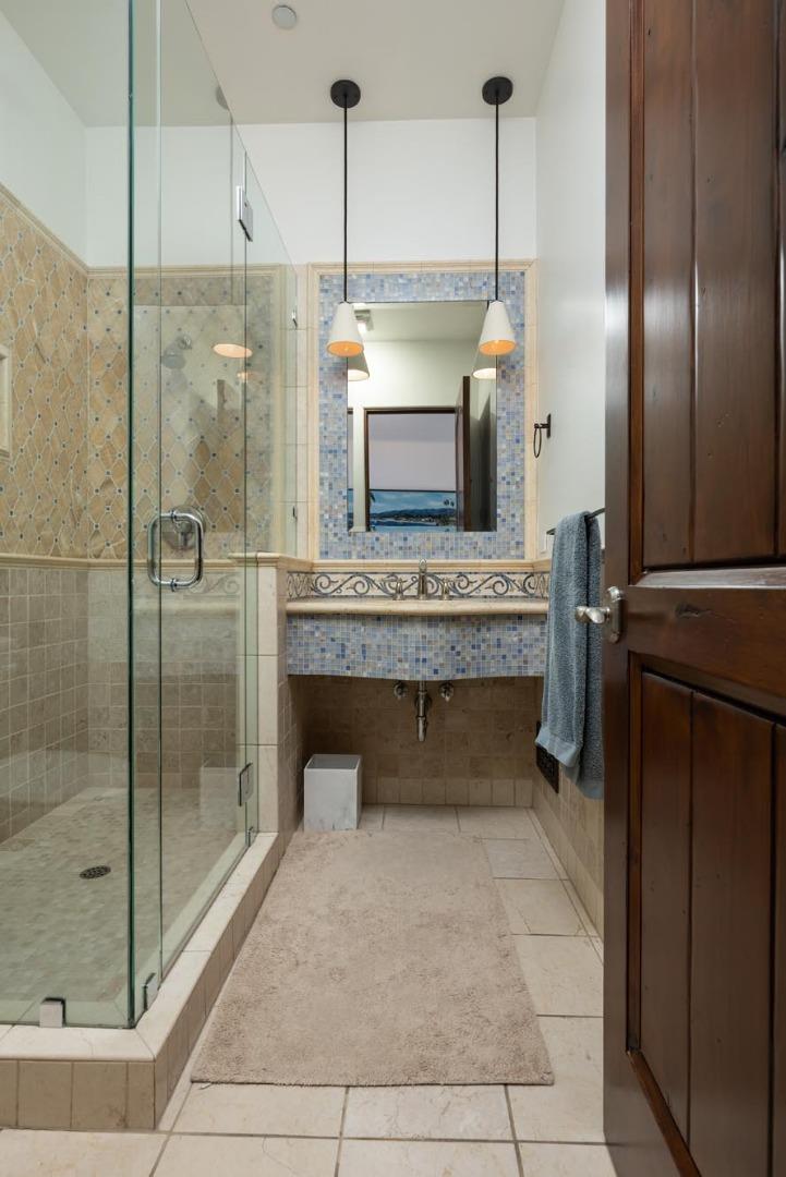 Detail Gallery Image 17 of 32 For 1036 Los Trancos Rd, Portola Valley,  CA 94028 - 3 Beds | 3 Baths