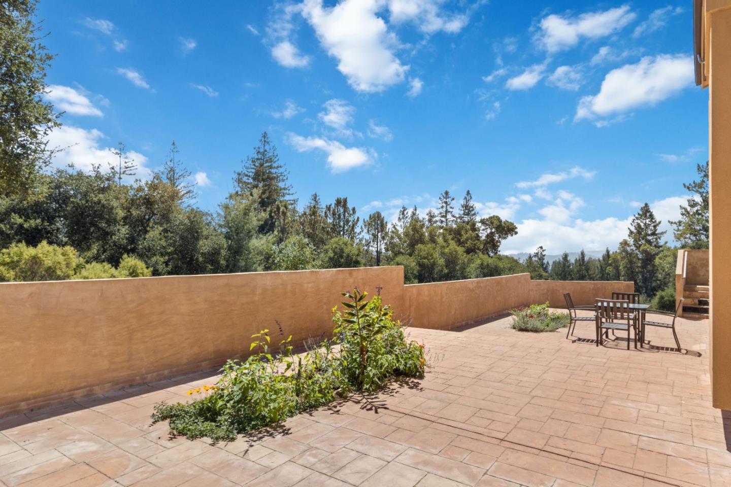 Detail Gallery Image 38 of 63 For 10200 West Dr, Felton,  CA 95018 - 4 Beds | 4/1 Baths