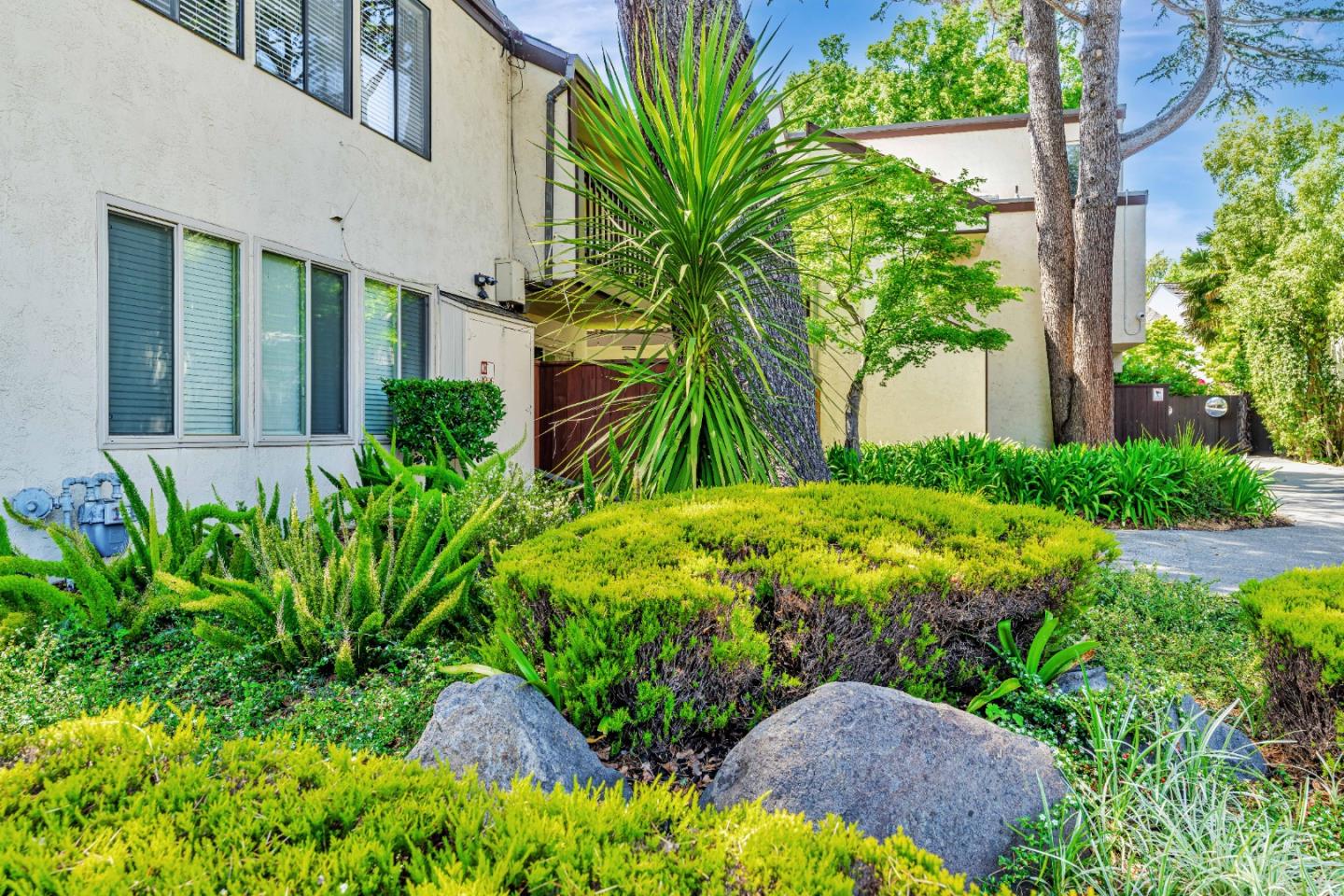 Detail Gallery Image 22 of 23 For 38 Crystal Springs Rd #4,  San Mateo,  CA 94402 - 2 Beds | 2 Baths