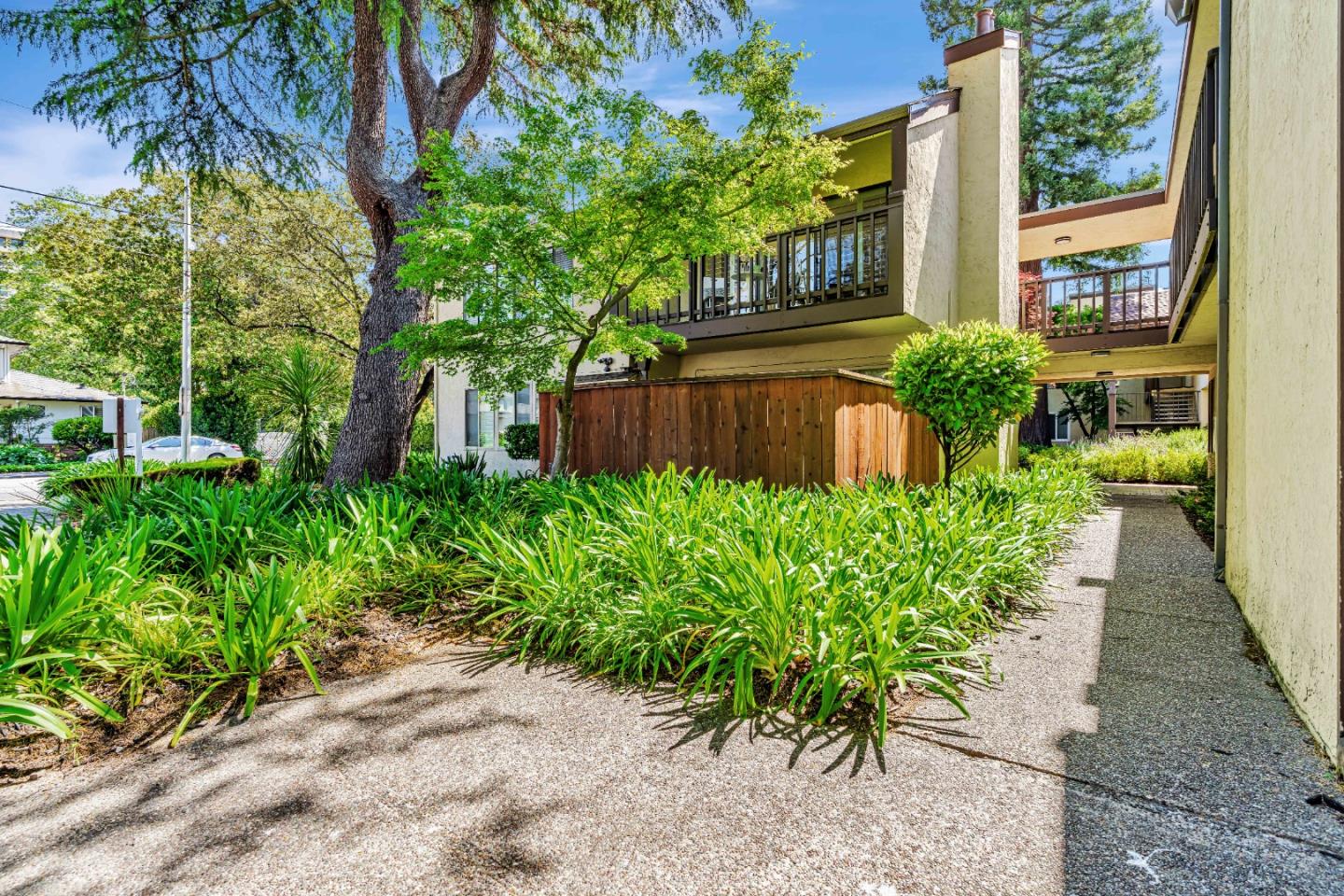 Detail Gallery Image 23 of 23 For 38 Crystal Springs Rd #4,  San Mateo,  CA 94402 - 2 Beds | 2 Baths