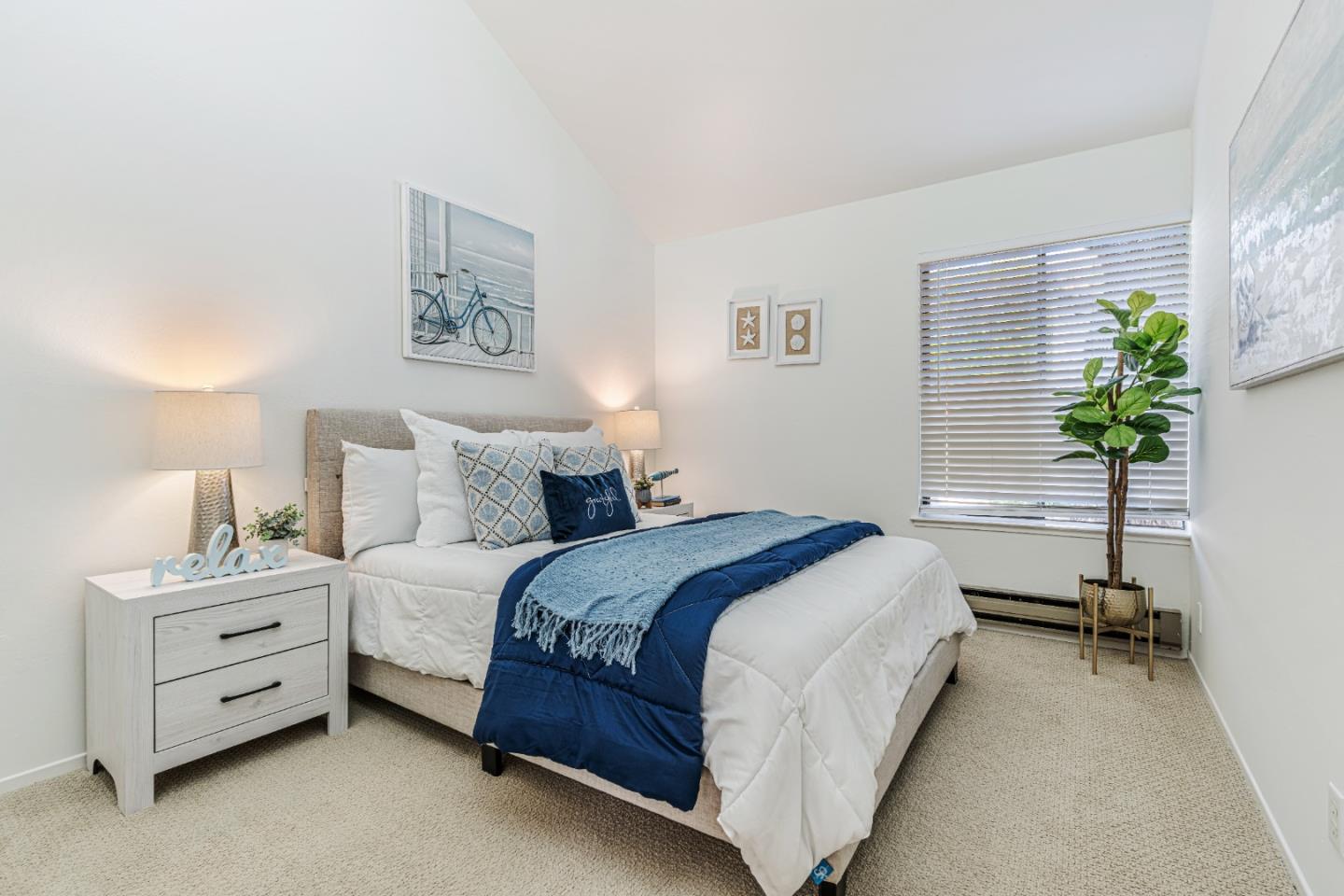 Detail Gallery Image 9 of 23 For 38 Crystal Springs Rd #4,  San Mateo,  CA 94402 - 2 Beds | 2 Baths