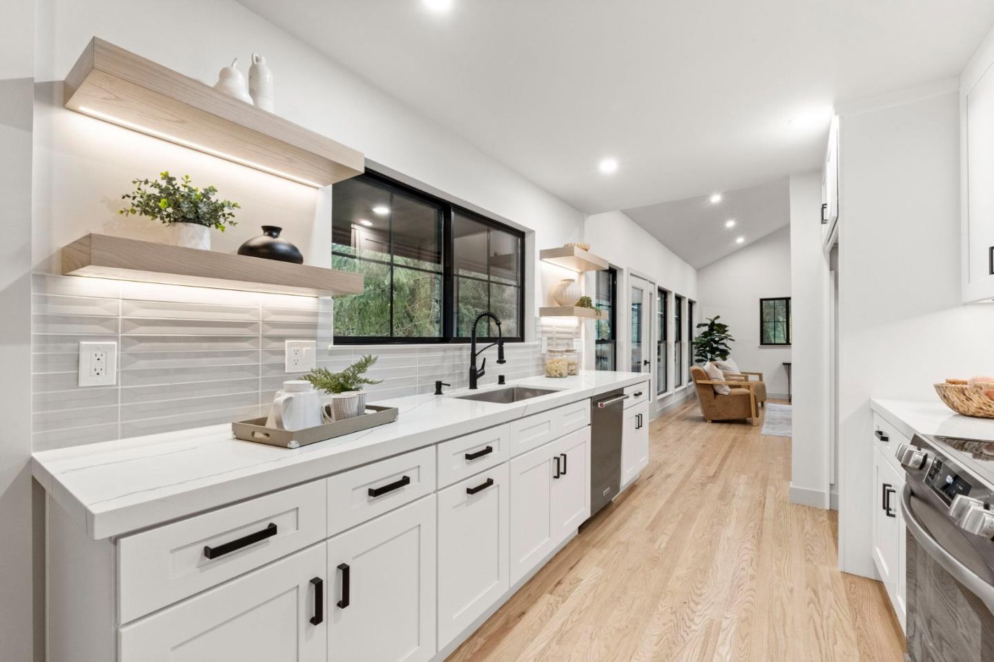 Detail Gallery Image 20 of 59 For 18319 Las Cumbres Rd, Los Gatos,  CA 95033 - 3 Beds | 2 Baths