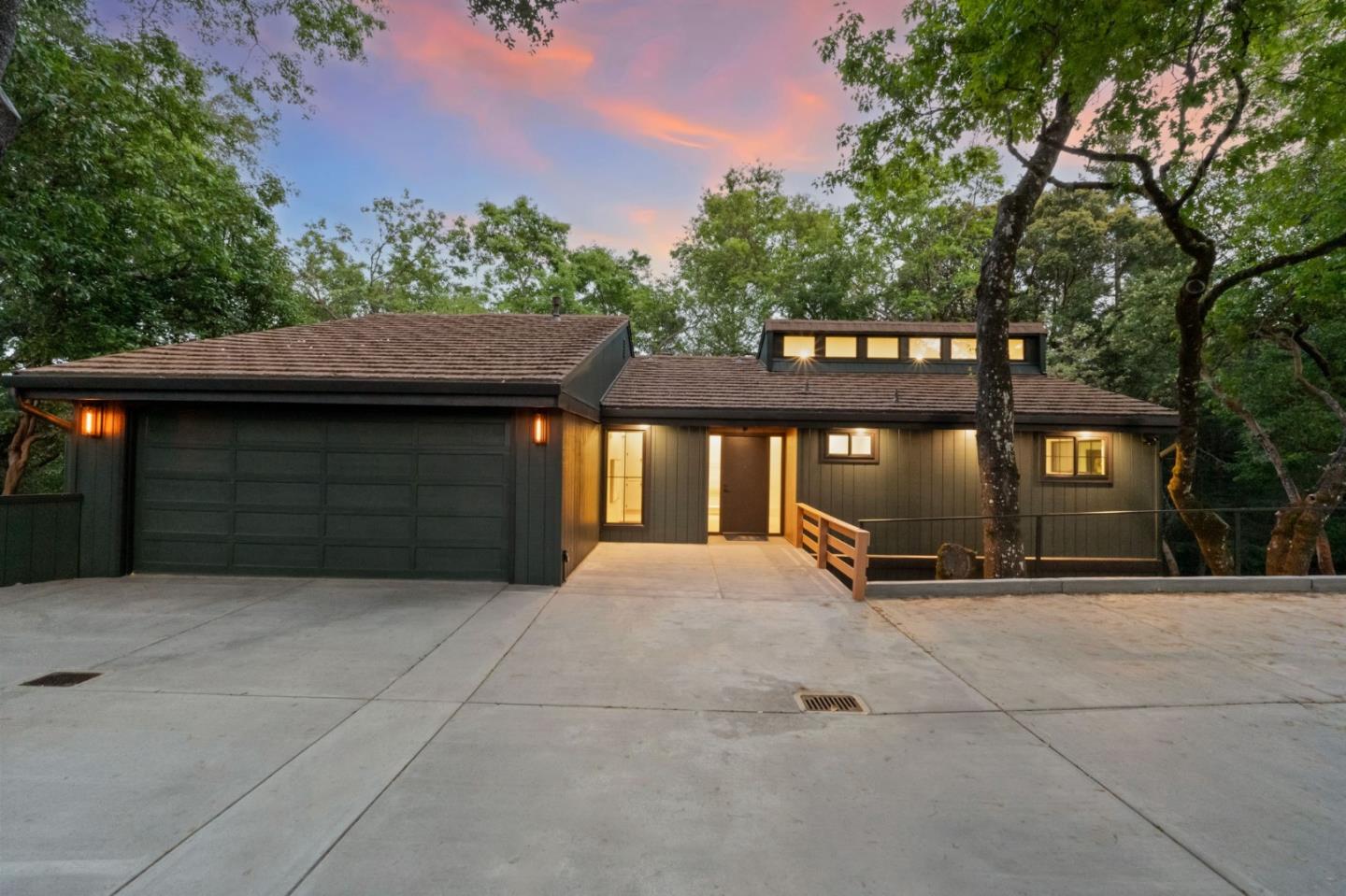 Detail Gallery Image 3 of 59 For 18319 Las Cumbres Rd, Los Gatos,  CA 95033 - 3 Beds | 2 Baths