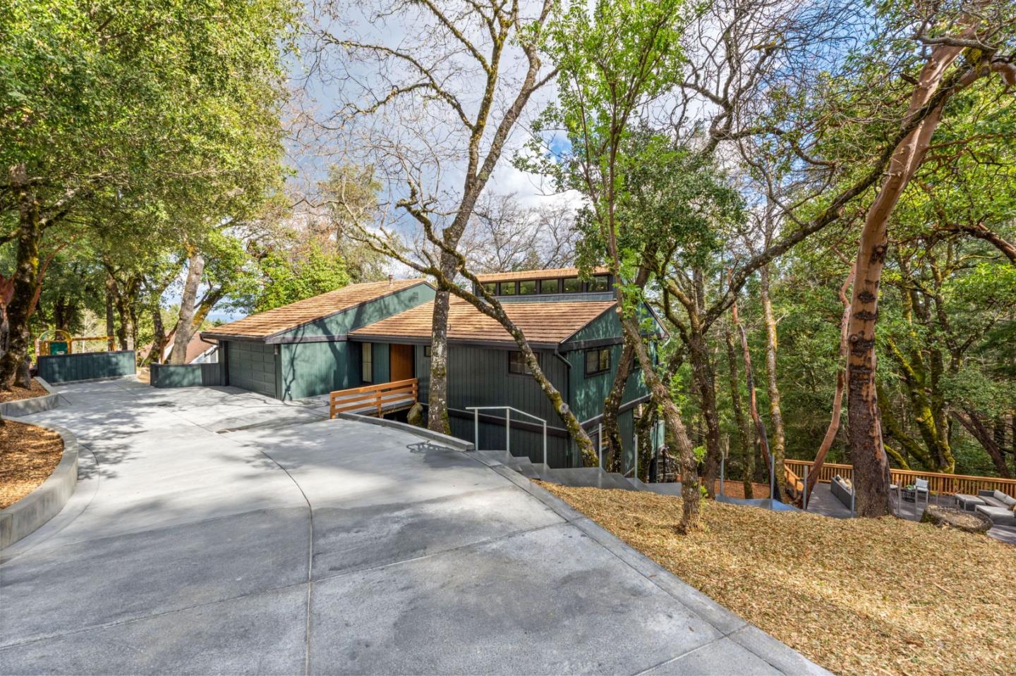 Detail Gallery Image 44 of 59 For 18319 Las Cumbres Rd, Los Gatos,  CA 95033 - 3 Beds | 2 Baths