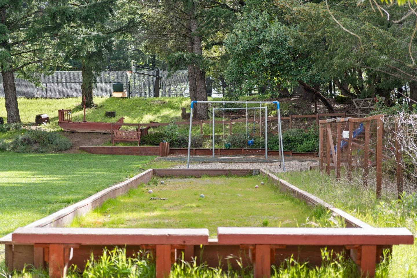 Detail Gallery Image 47 of 59 For 18319 Las Cumbres Rd, Los Gatos,  CA 95033 - 3 Beds | 2 Baths