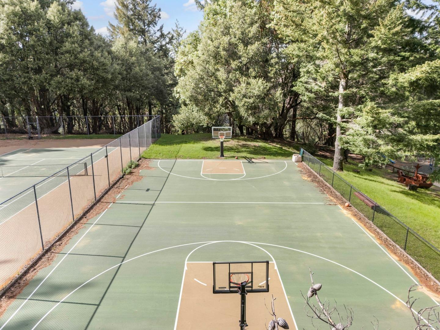 Detail Gallery Image 52 of 59 For 18319 Las Cumbres Rd, Los Gatos,  CA 95033 - 3 Beds | 2 Baths