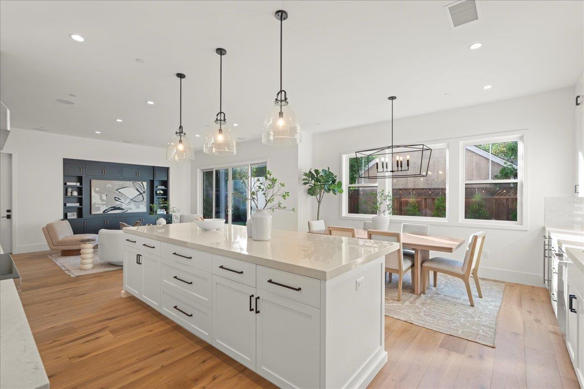 Detail Gallery Image 14 of 62 For 975 Louise Ave, San Jose,  CA 95125 - 5 Beds | 4/1 Baths