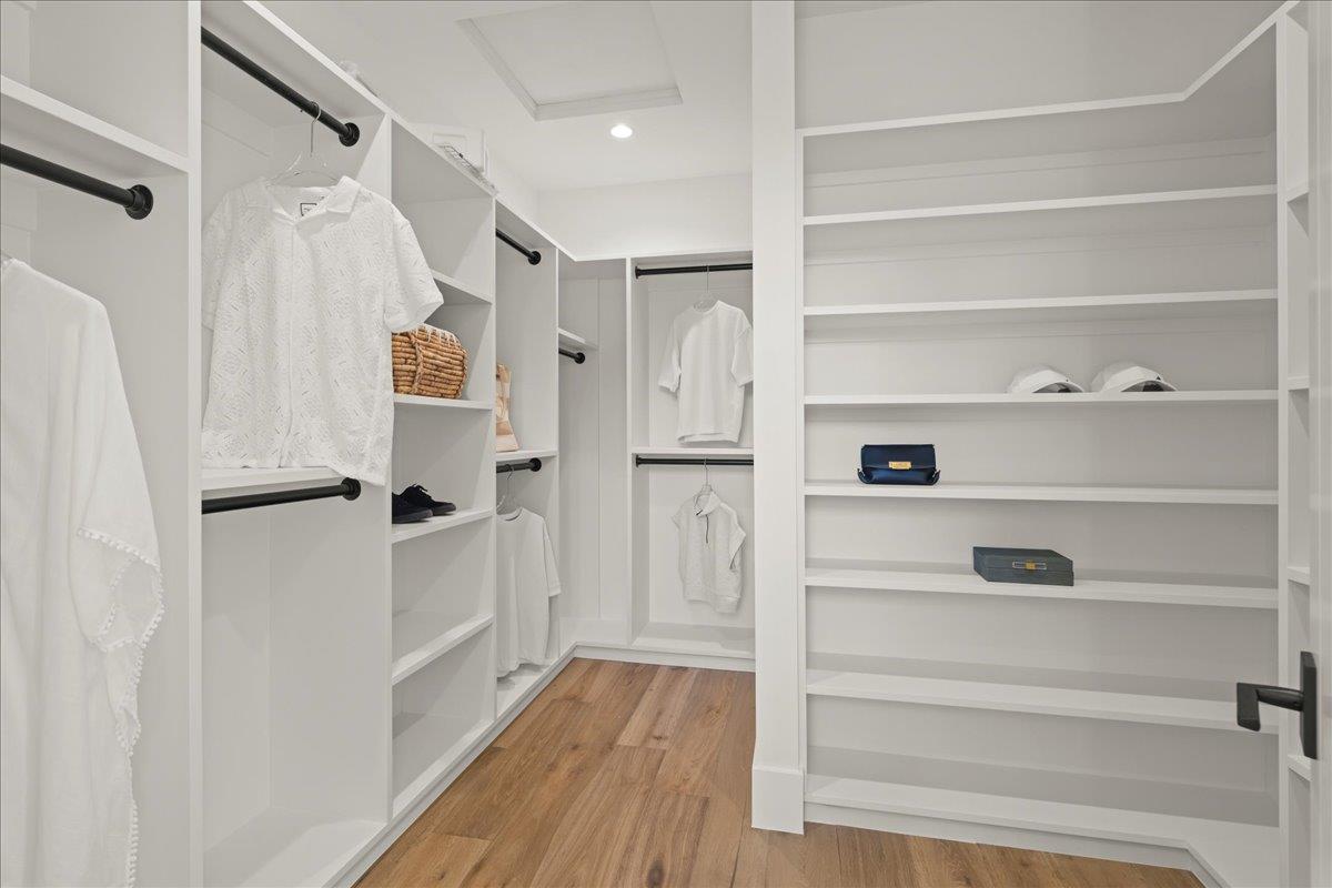Detail Gallery Image 19 of 62 For 975 Louise Ave, San Jose,  CA 95125 - 5 Beds | 4/1 Baths