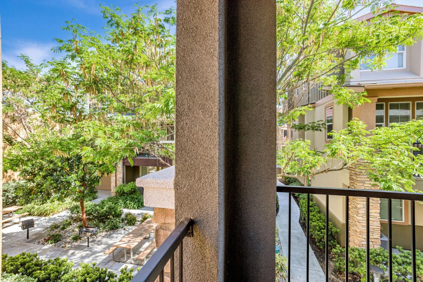 Detail Gallery Image 42 of 52 For 1656 Prime Pl #1,  San Jose,  CA 95124 - 4 Beds | 4 Baths