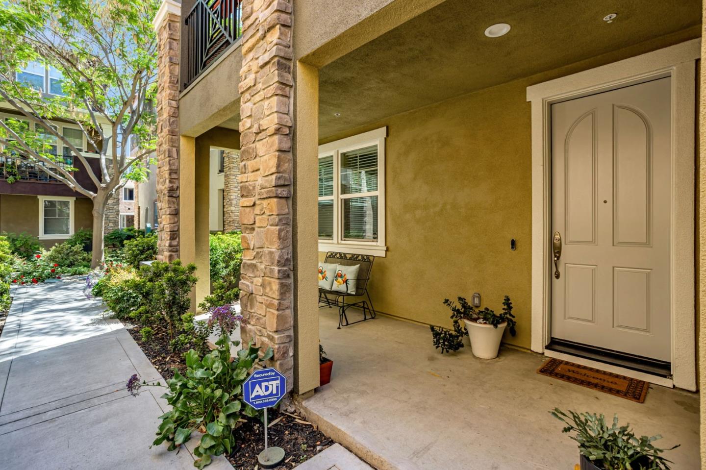 Detail Gallery Image 6 of 52 For 1656 Prime Pl #1,  San Jose,  CA 95124 - 4 Beds | 4 Baths