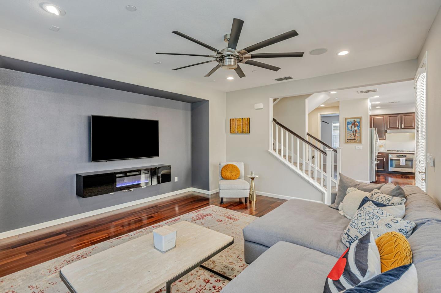 Detail Gallery Image 9 of 52 For 1656 Prime Pl #1,  San Jose,  CA 95124 - 4 Beds | 4 Baths