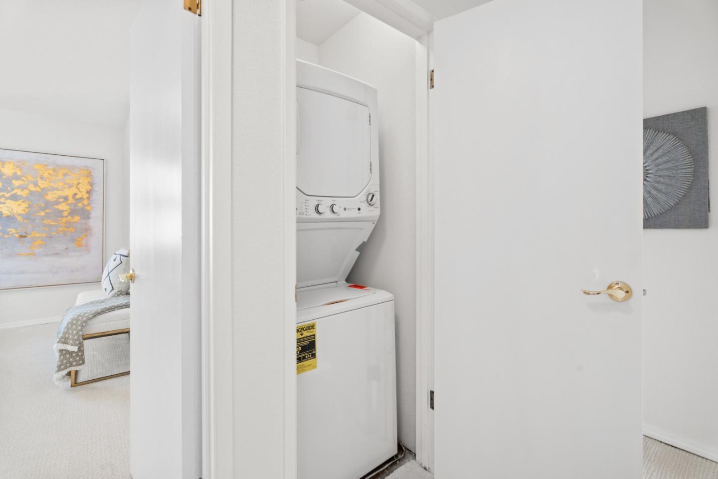 Detail Gallery Image 17 of 23 For 253 Oak Ave #202,  Redwood City,  CA 94061 - 2 Beds | 2 Baths