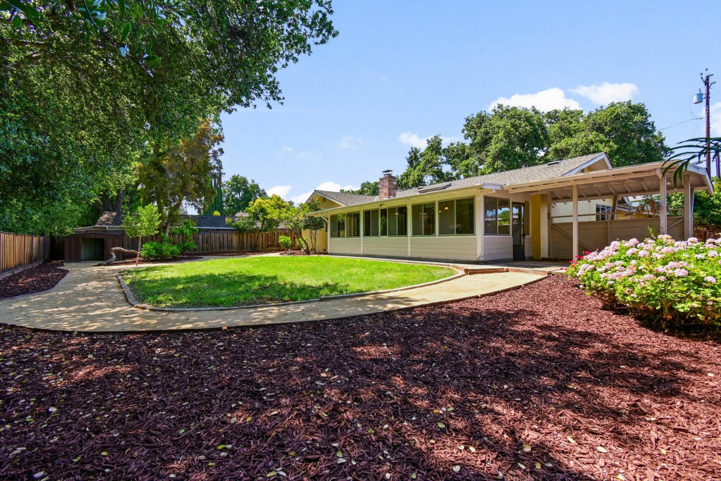 Detail Gallery Image 13 of 56 For 10350 Mann Dr, Cupertino,  CA 95014 - 3 Beds | 2 Baths