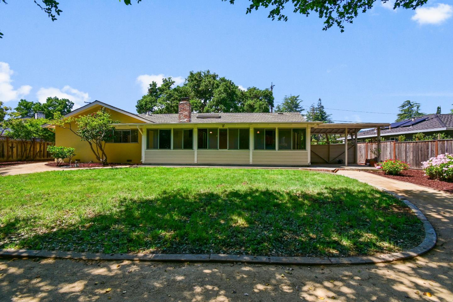 Detail Gallery Image 14 of 56 For 10350 Mann Dr, Cupertino,  CA 95014 - 3 Beds | 2 Baths