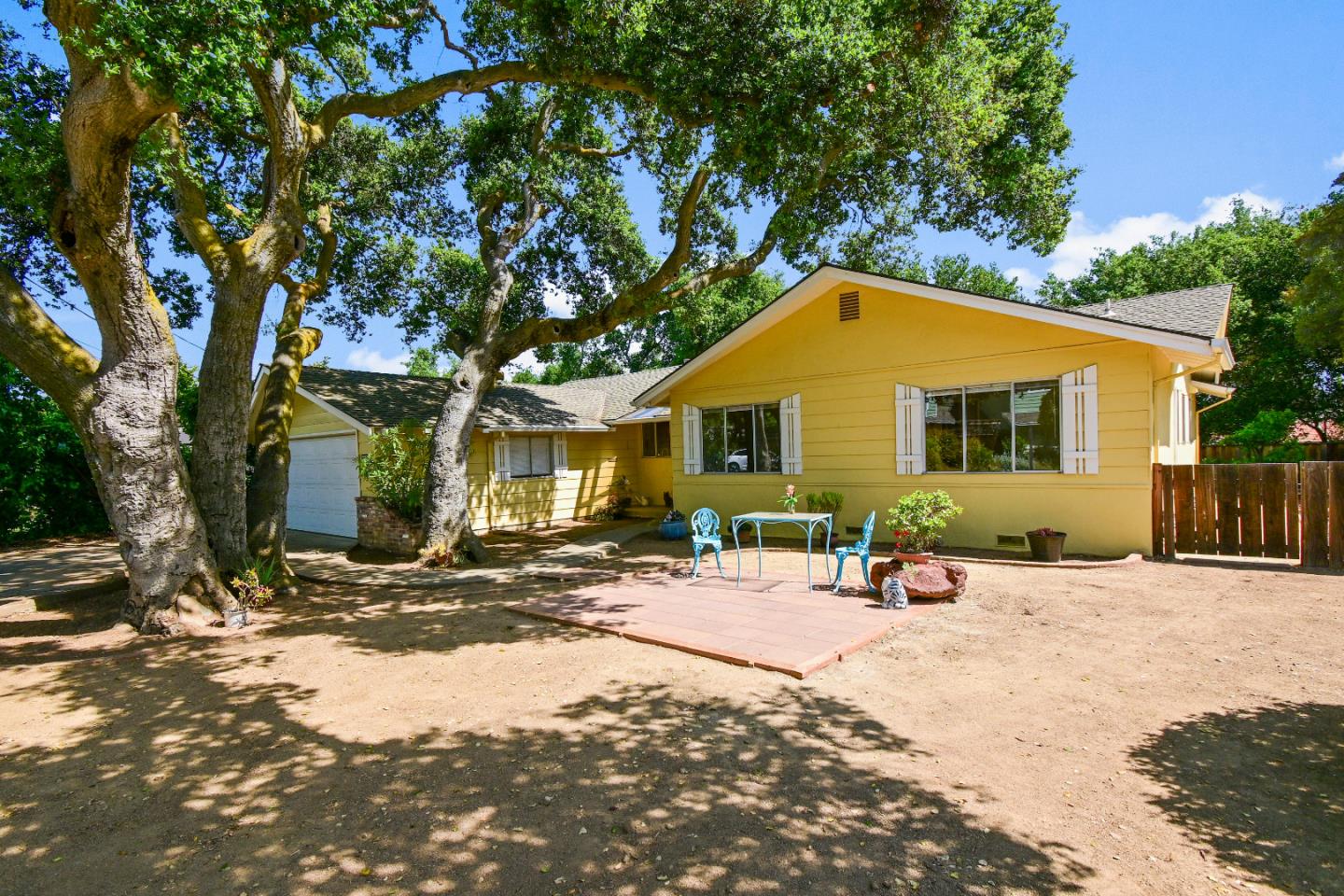 Detail Gallery Image 2 of 56 For 10350 Mann Dr, Cupertino,  CA 95014 - 3 Beds | 2 Baths