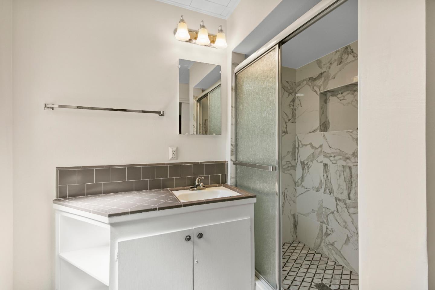 Detail Gallery Image 34 of 56 For 10350 Mann Dr, Cupertino,  CA 95014 - 3 Beds | 2 Baths