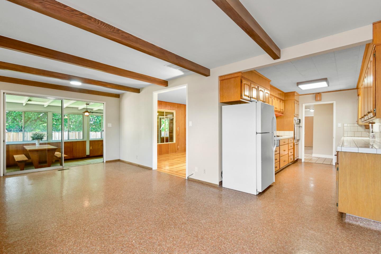 Detail Gallery Image 9 of 56 For 10350 Mann Dr, Cupertino,  CA 95014 - 3 Beds | 2 Baths