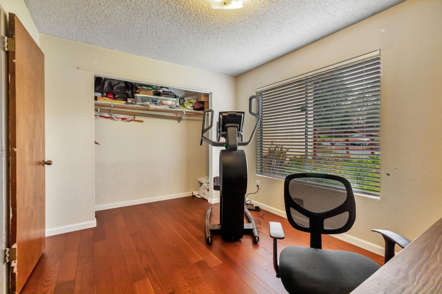 Detail Gallery Image 21 of 29 For 15035 Oak Hills Dr, Salinas,  CA 93907 - 4 Beds | 2 Baths