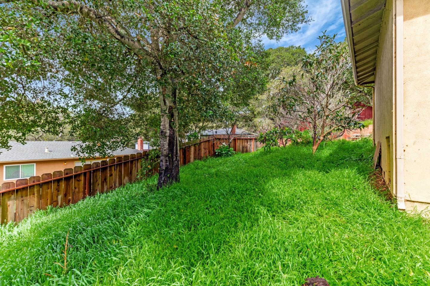 Detail Gallery Image 28 of 29 For 15035 Oak Hills Dr, Salinas,  CA 93907 - 4 Beds | 2 Baths
