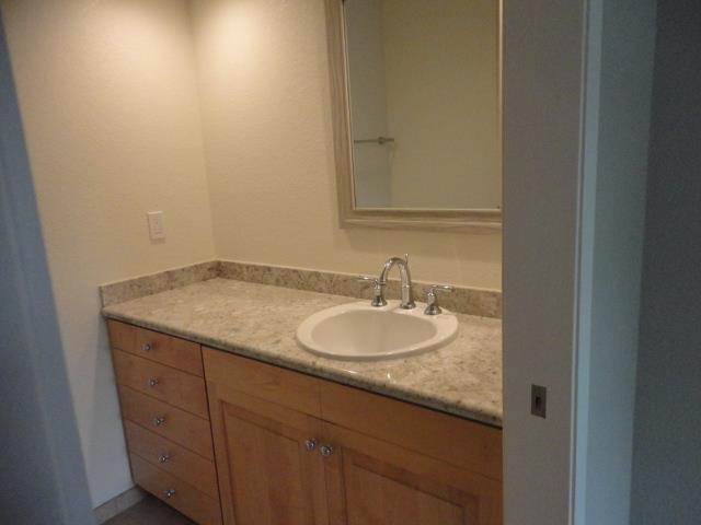 Detail Gallery Image 17 of 46 For 201 Ada Ave #25,  Mountain View,  CA 94043 - 2 Beds | 2/1 Baths