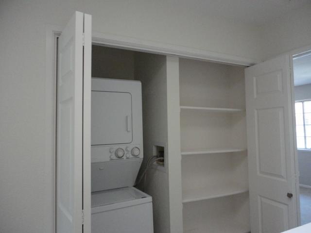 Detail Gallery Image 19 of 46 For 201 Ada Ave #25,  Mountain View,  CA 94043 - 2 Beds | 2/1 Baths