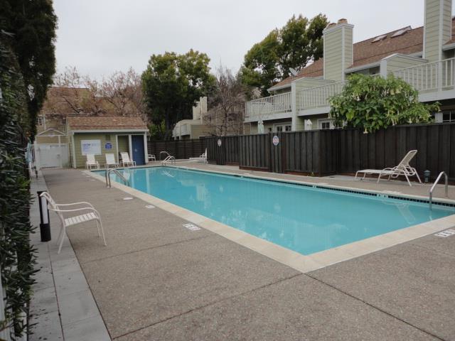 Detail Gallery Image 42 of 46 For 201 Ada Ave #25,  Mountain View,  CA 94043 - 2 Beds | 2/1 Baths