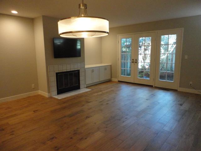 Detail Gallery Image 8 of 46 For 201 Ada Ave #25,  Mountain View,  CA 94043 - 2 Beds | 2/1 Baths