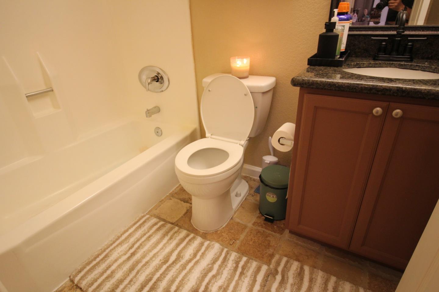 Detail Gallery Image 14 of 31 For 484 Dempsey Rd #185,  Milpitas,  CA 95035 - 2 Beds | 1 Baths