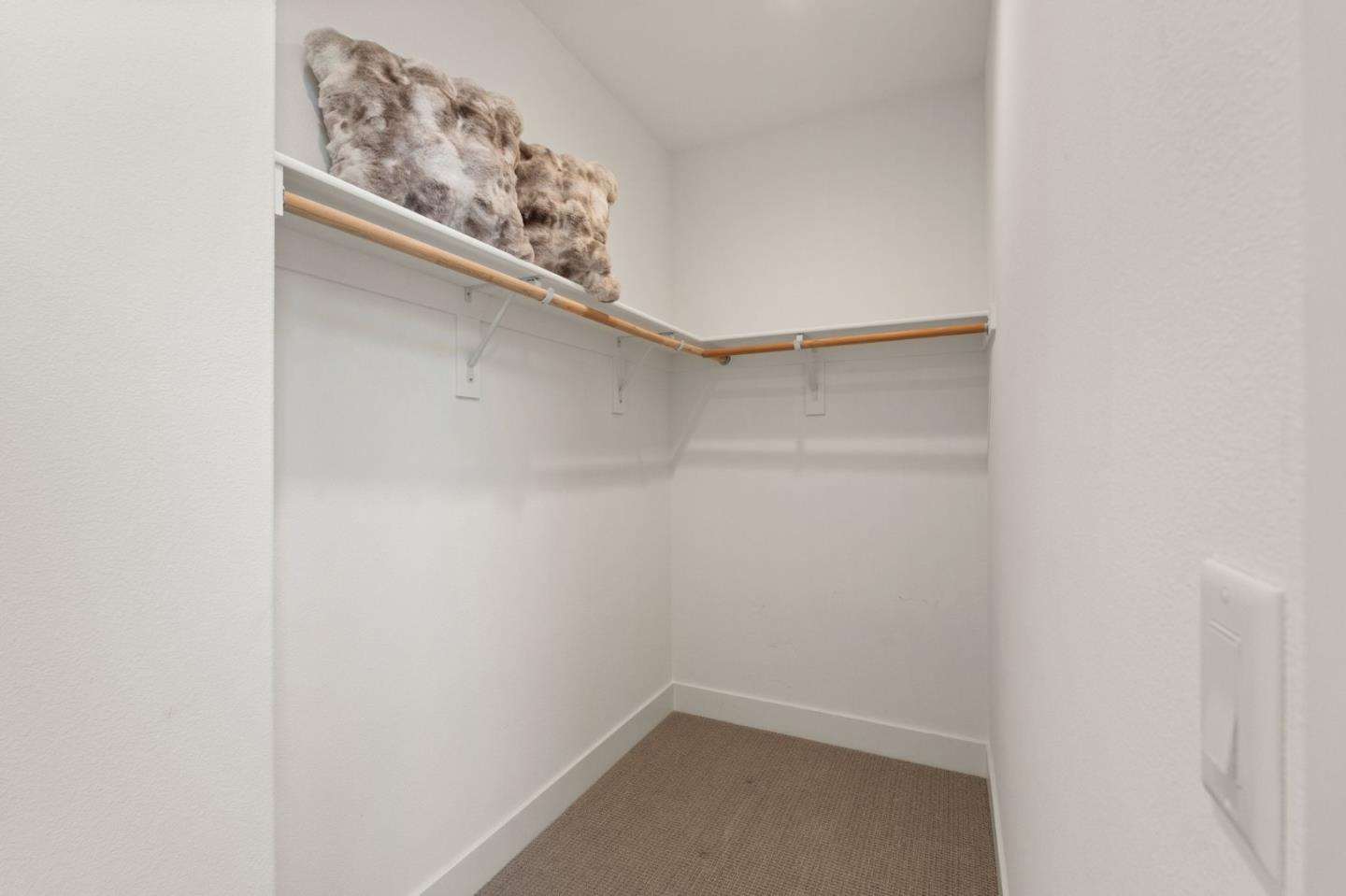 Detail Gallery Image 15 of 26 For 3456 Flash Cmn, Fremont,  CA 94538 - 2 Beds | 2/1 Baths