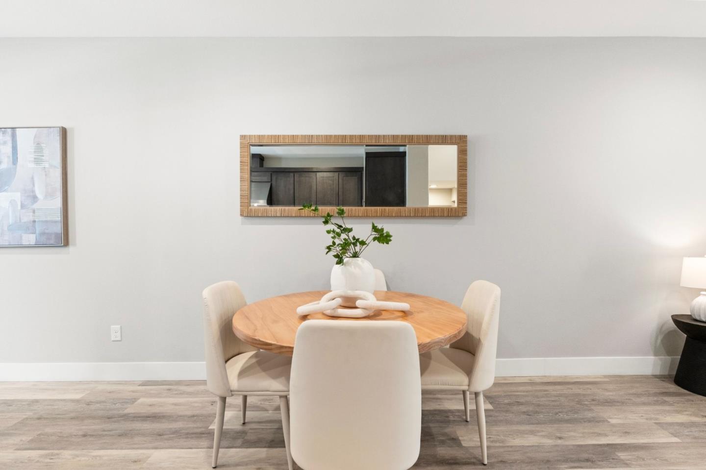 Detail Gallery Image 9 of 26 For 3456 Flash Cmn, Fremont,  CA 94538 - 2 Beds | 2/1 Baths