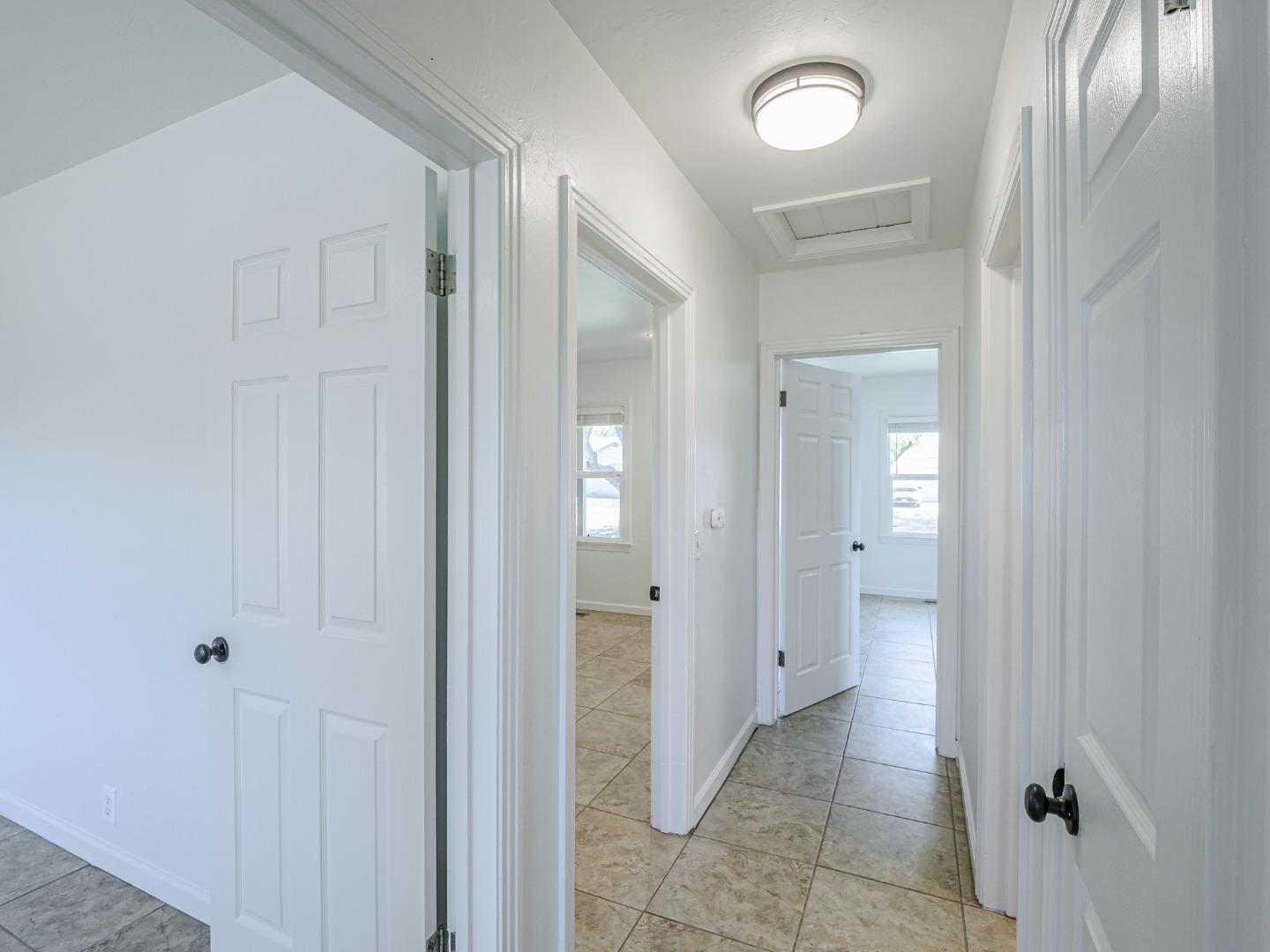 Detail Gallery Image 16 of 37 For 1233 Monroe St, Salinas,  CA 93906 - 3 Beds | 2 Baths