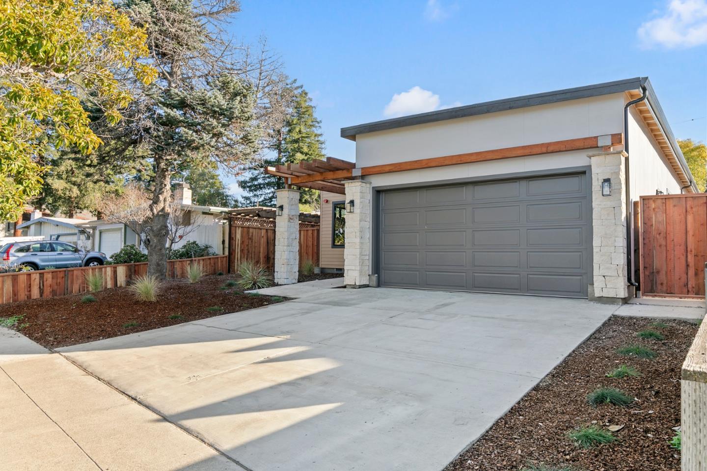 Detail Gallery Image 2 of 36 For 1116 Orchid Dr, Sunnyvale,  CA 94086 - 4 Beds | 3 Baths
