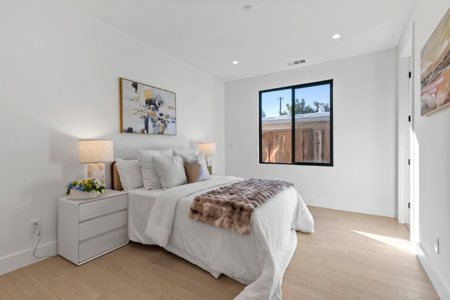 Detail Gallery Image 23 of 36 For 1116 Orchid Dr, Sunnyvale,  CA 94086 - 4 Beds | 3 Baths