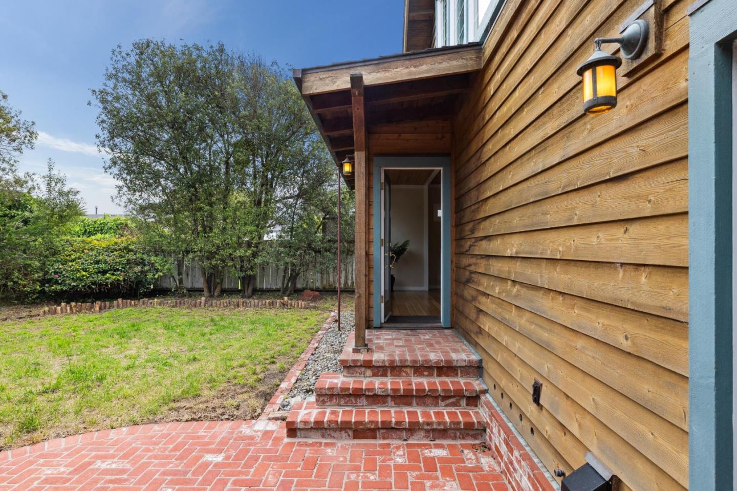 Detail Gallery Image 33 of 44 For 450 Virginia Ave, Moss Beach,  CA 94038 - 3 Beds | 2 Baths