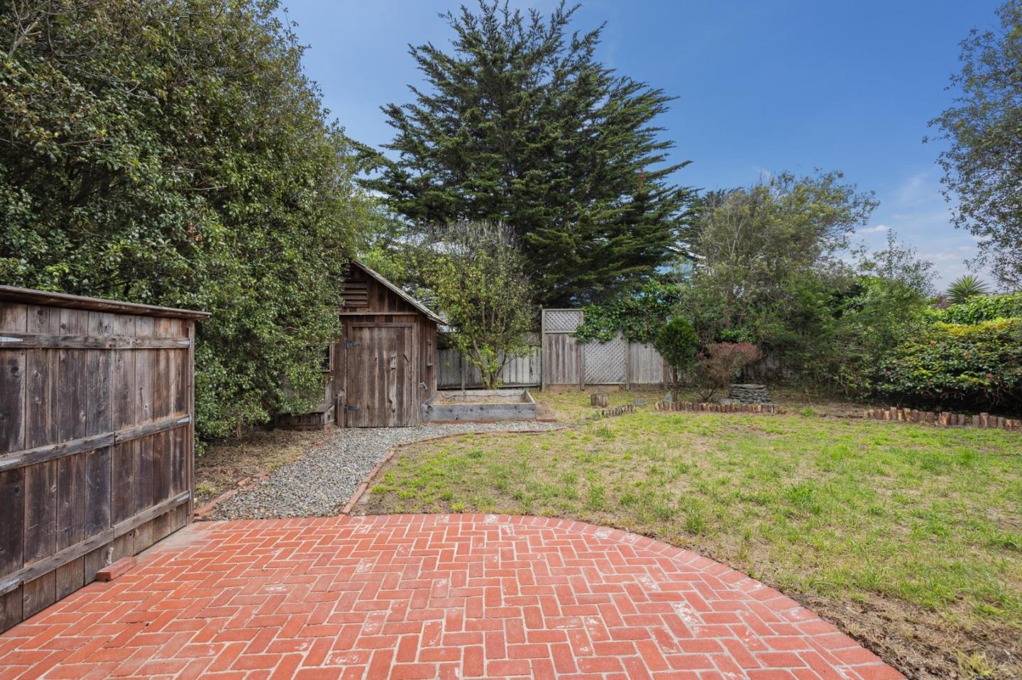 Detail Gallery Image 35 of 44 For 450 Virginia Ave, Moss Beach,  CA 94038 - 3 Beds | 2 Baths