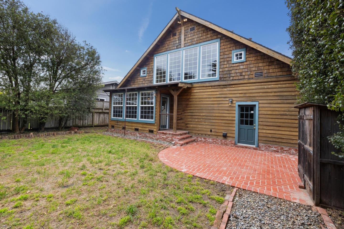 Detail Gallery Image 37 of 44 For 450 Virginia Ave, Moss Beach,  CA 94038 - 3 Beds | 2 Baths