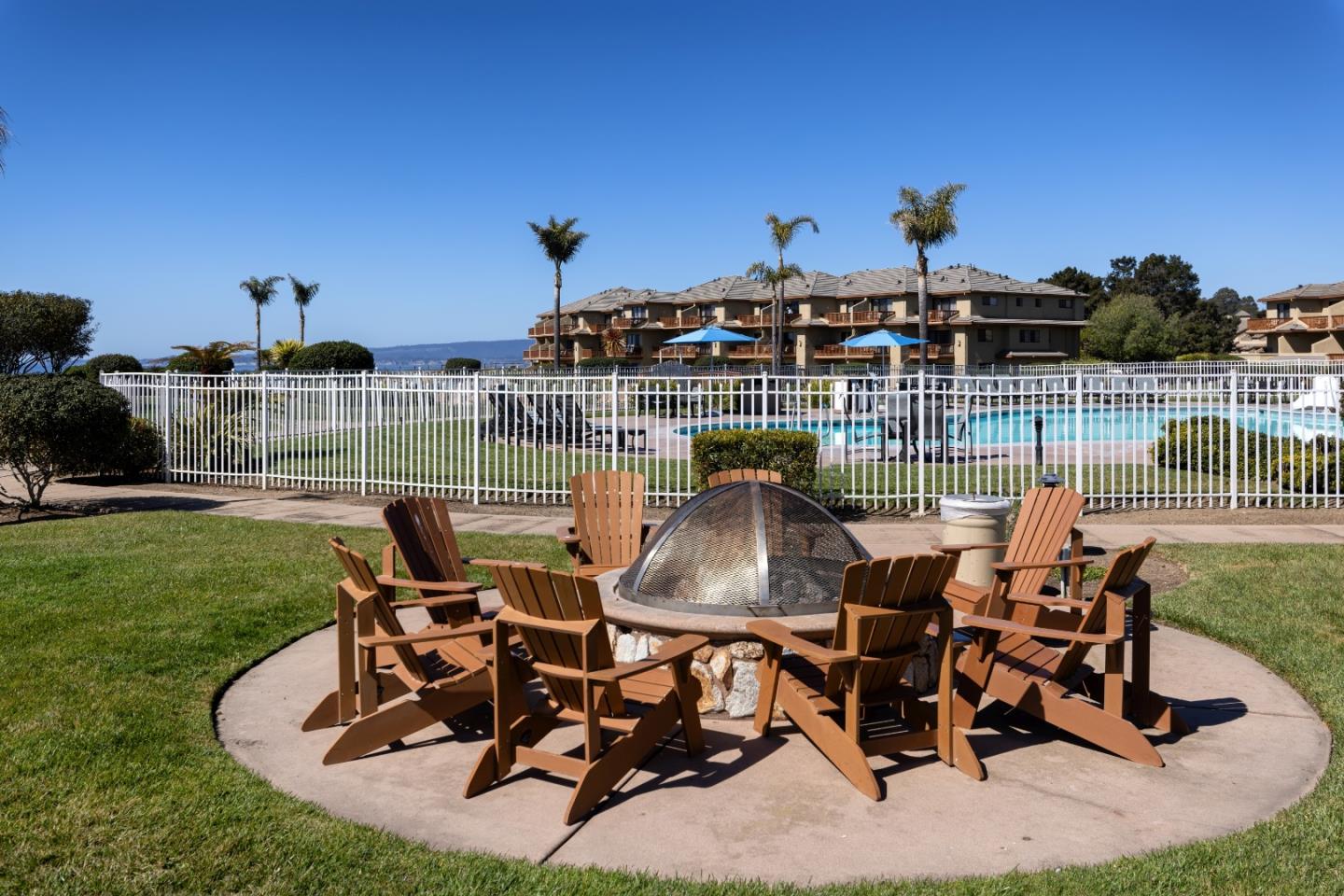 Detail Gallery Image 7 of 14 For 307 Seascape Resort Dr, Aptos,  CA 95003 - 1 Beds | 1 Baths