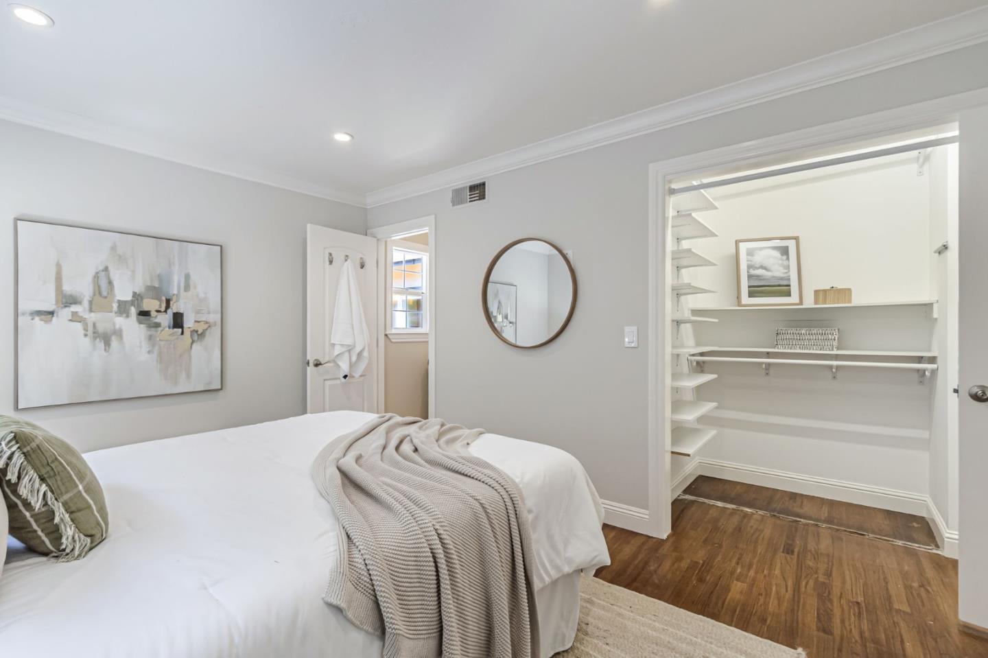 Detail Gallery Image 13 of 36 For 1497 Phoenix Dr, San Jose,  CA 95130 - 4 Beds | 2 Baths