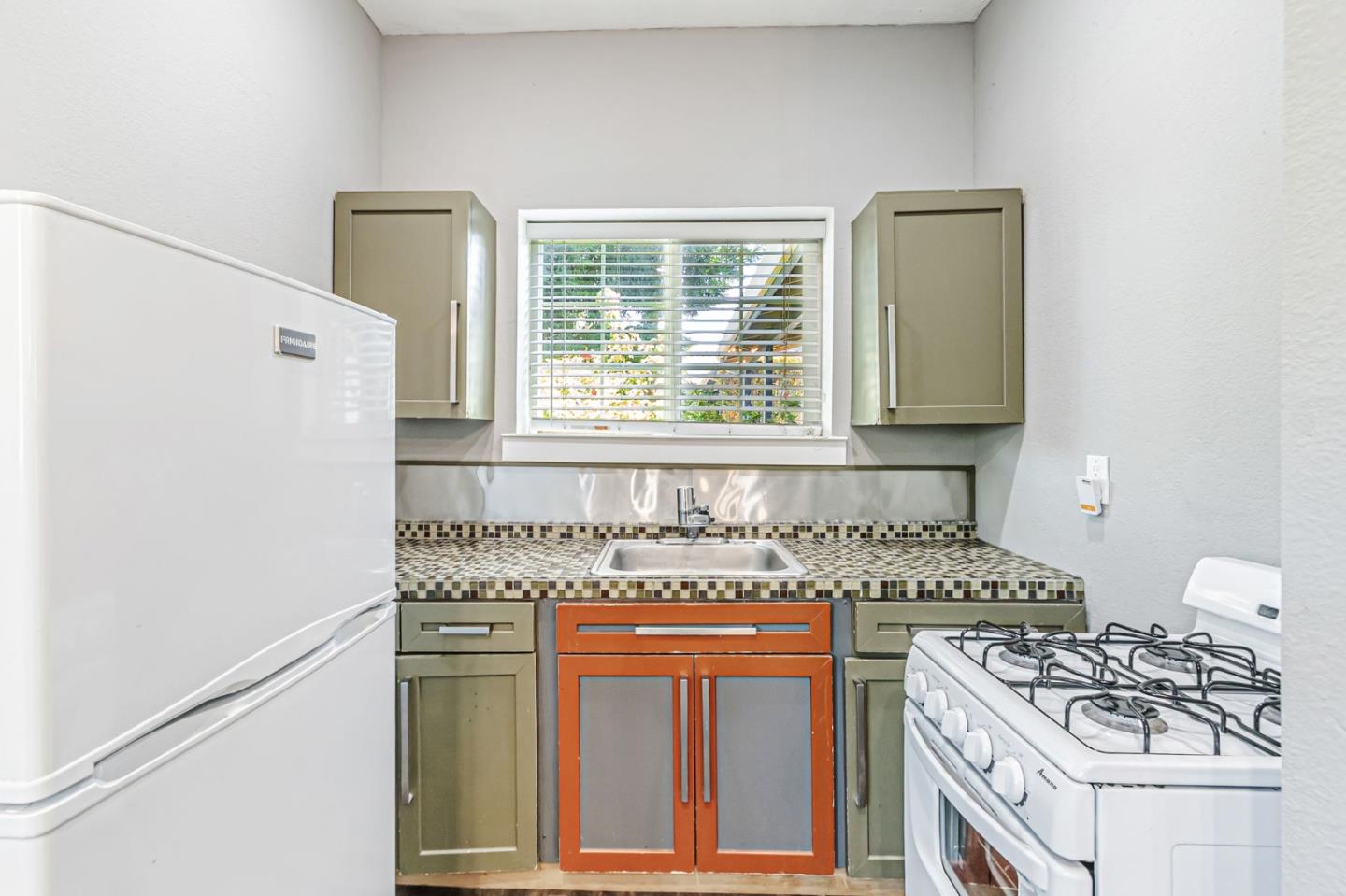 Detail Gallery Image 25 of 36 For 1497 Phoenix Dr, San Jose,  CA 95130 - 4 Beds | 2 Baths