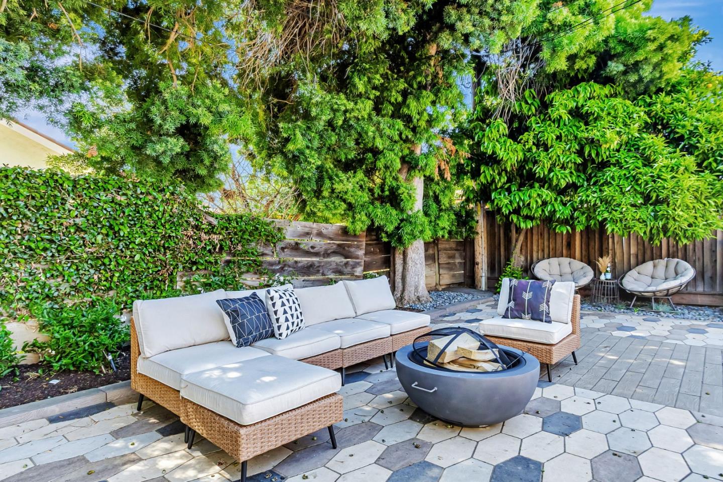 Detail Gallery Image 33 of 36 For 1497 Phoenix Dr, San Jose,  CA 95130 - 4 Beds | 2 Baths