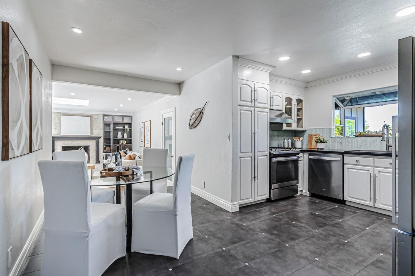 Detail Gallery Image 8 of 36 For 1497 Phoenix Dr, San Jose,  CA 95130 - 4 Beds | 2 Baths