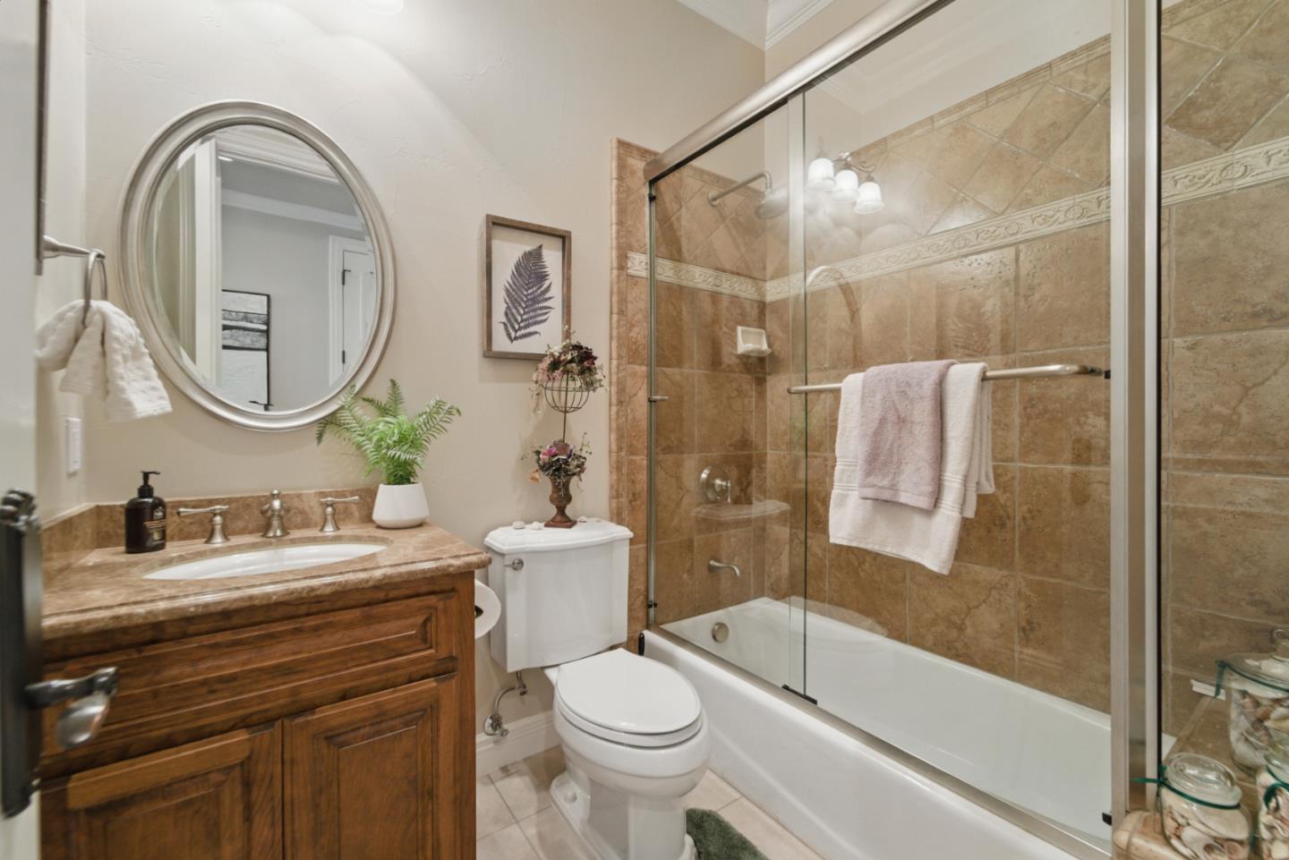 Detail Gallery Image 30 of 111 For 2302 E Valley Ct, San Jose,  CA 95148 - 4 Beds | 3/1 Baths