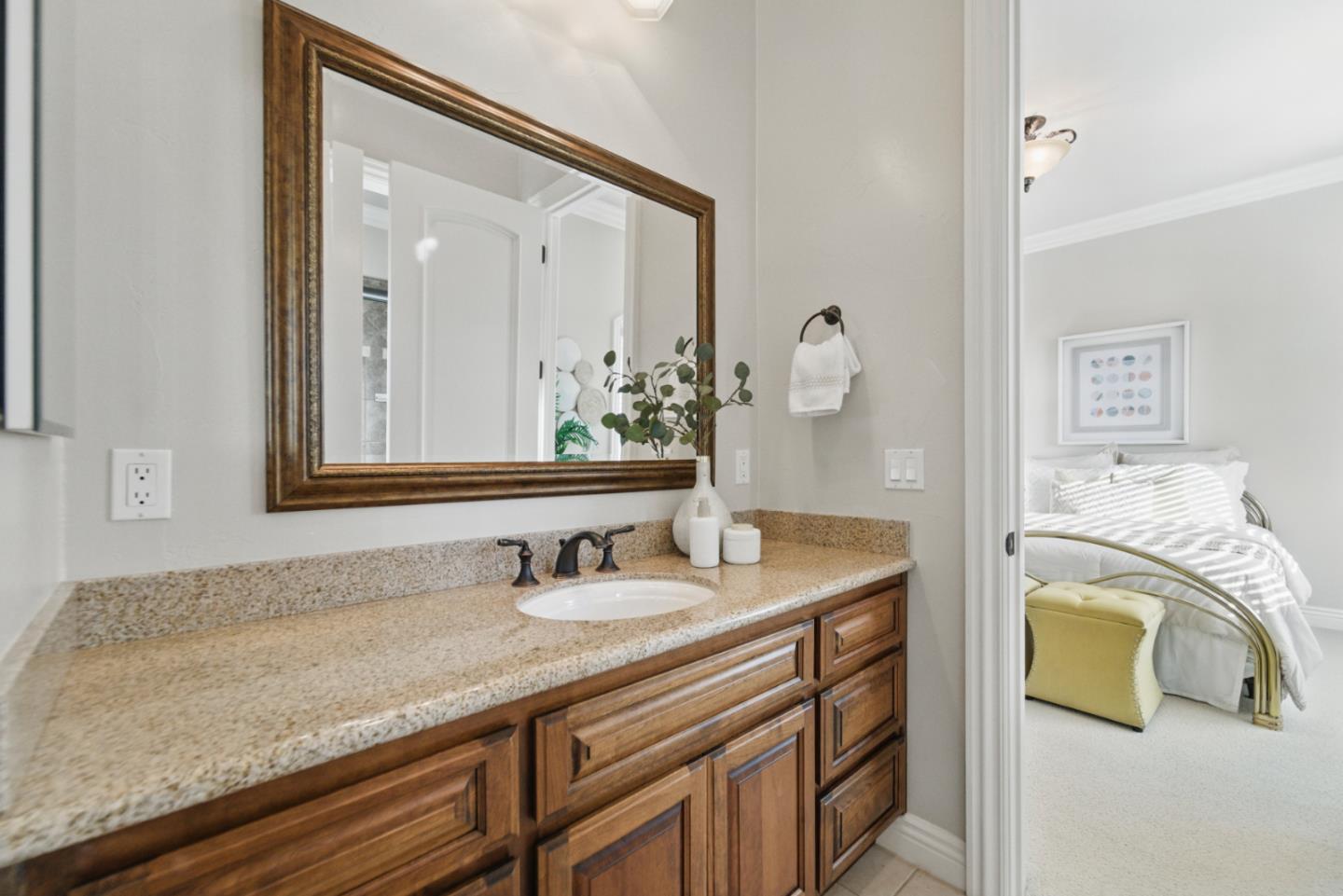 Detail Gallery Image 43 of 111 For 2302 E Valley Ct, San Jose,  CA 95148 - 4 Beds | 3/1 Baths