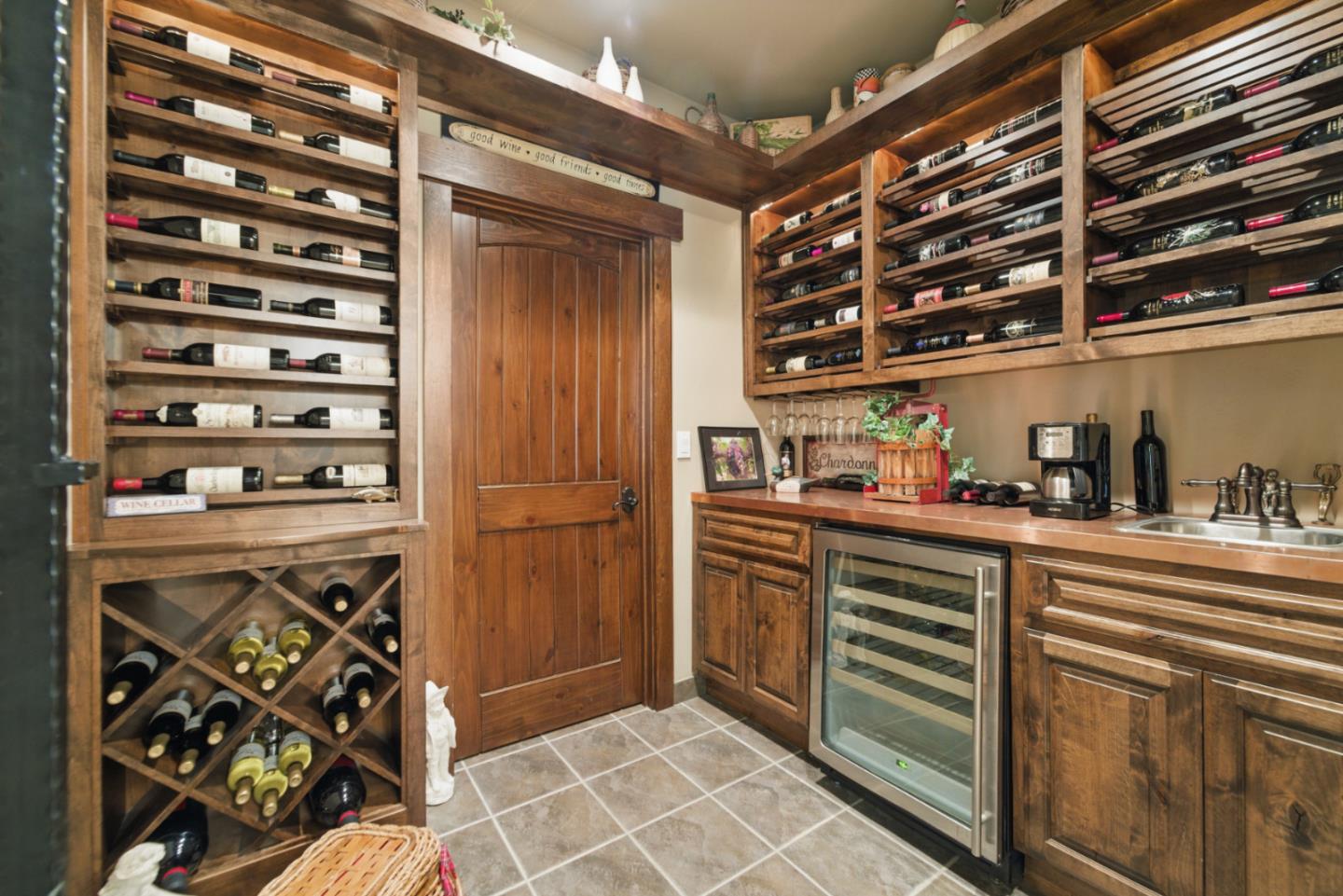 Detail Gallery Image 44 of 111 For 2302 E Valley Ct, San Jose,  CA 95148 - 4 Beds | 3/1 Baths