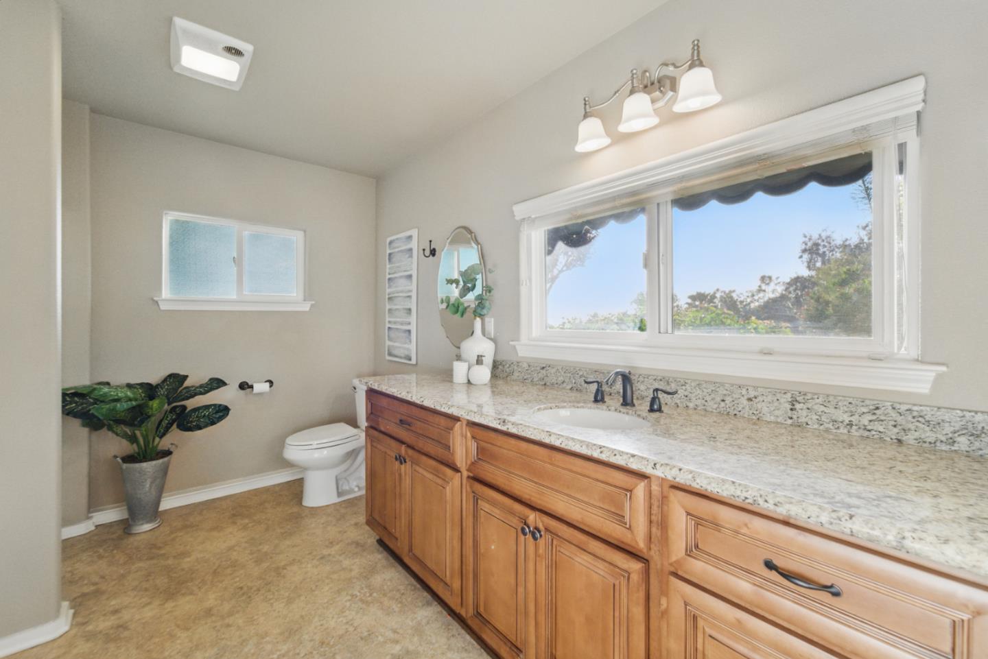 Detail Gallery Image 53 of 111 For 2302 E Valley Ct, San Jose,  CA 95148 - 4 Beds | 3/1 Baths