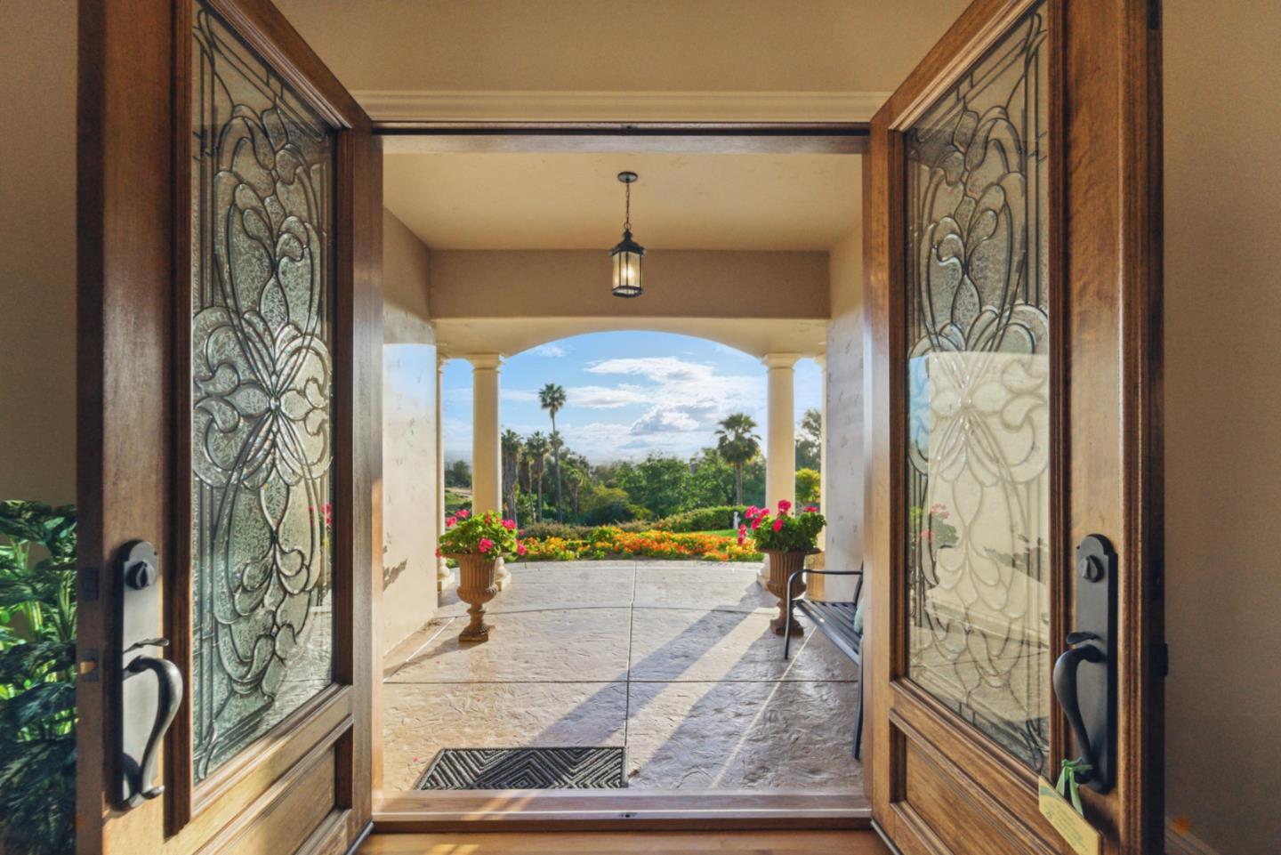 Detail Gallery Image 57 of 111 For 2302 E Valley Ct, San Jose,  CA 95148 - 4 Beds | 3/1 Baths