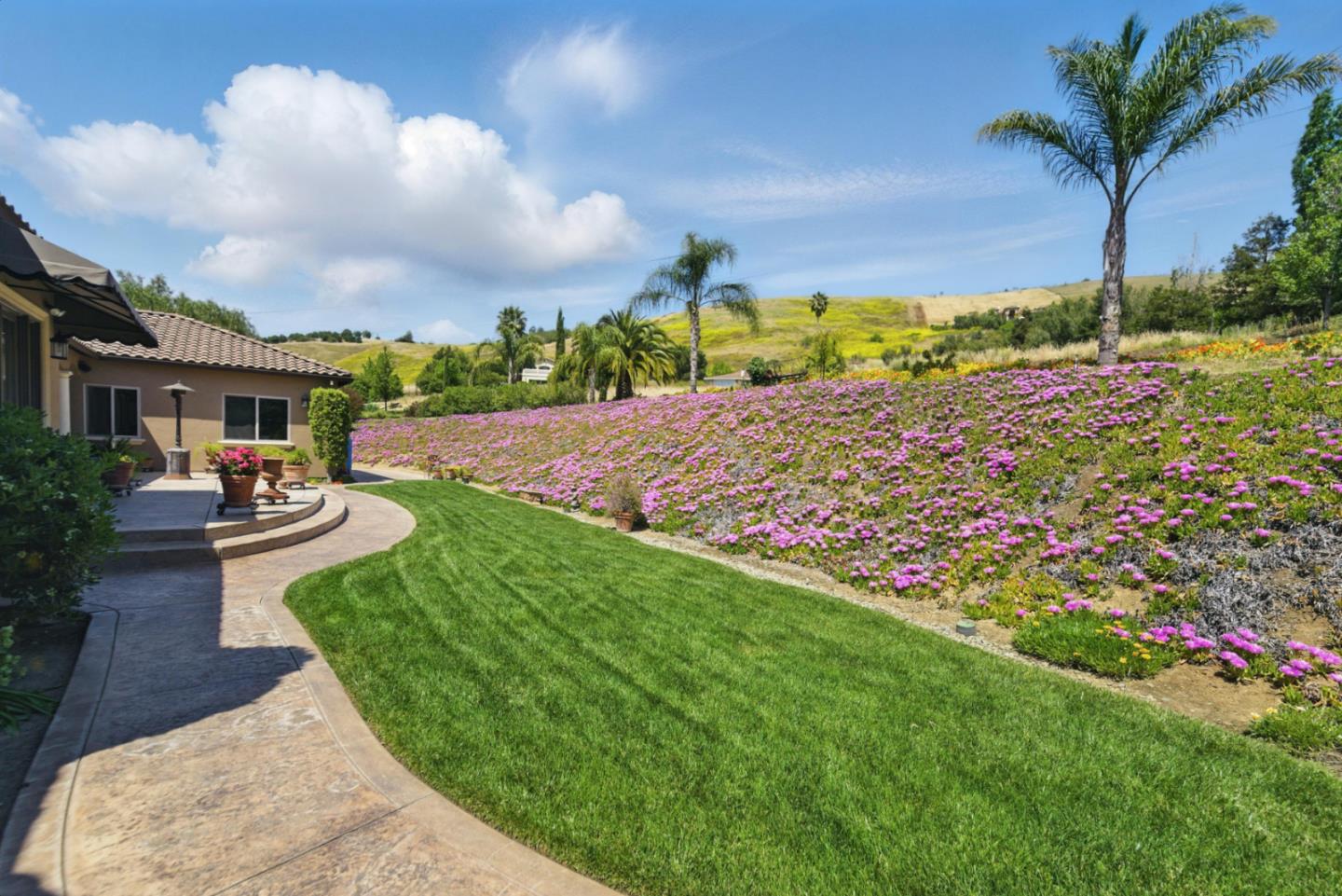 Detail Gallery Image 62 of 111 For 2302 E Valley Ct, San Jose,  CA 95148 - 4 Beds | 3/1 Baths