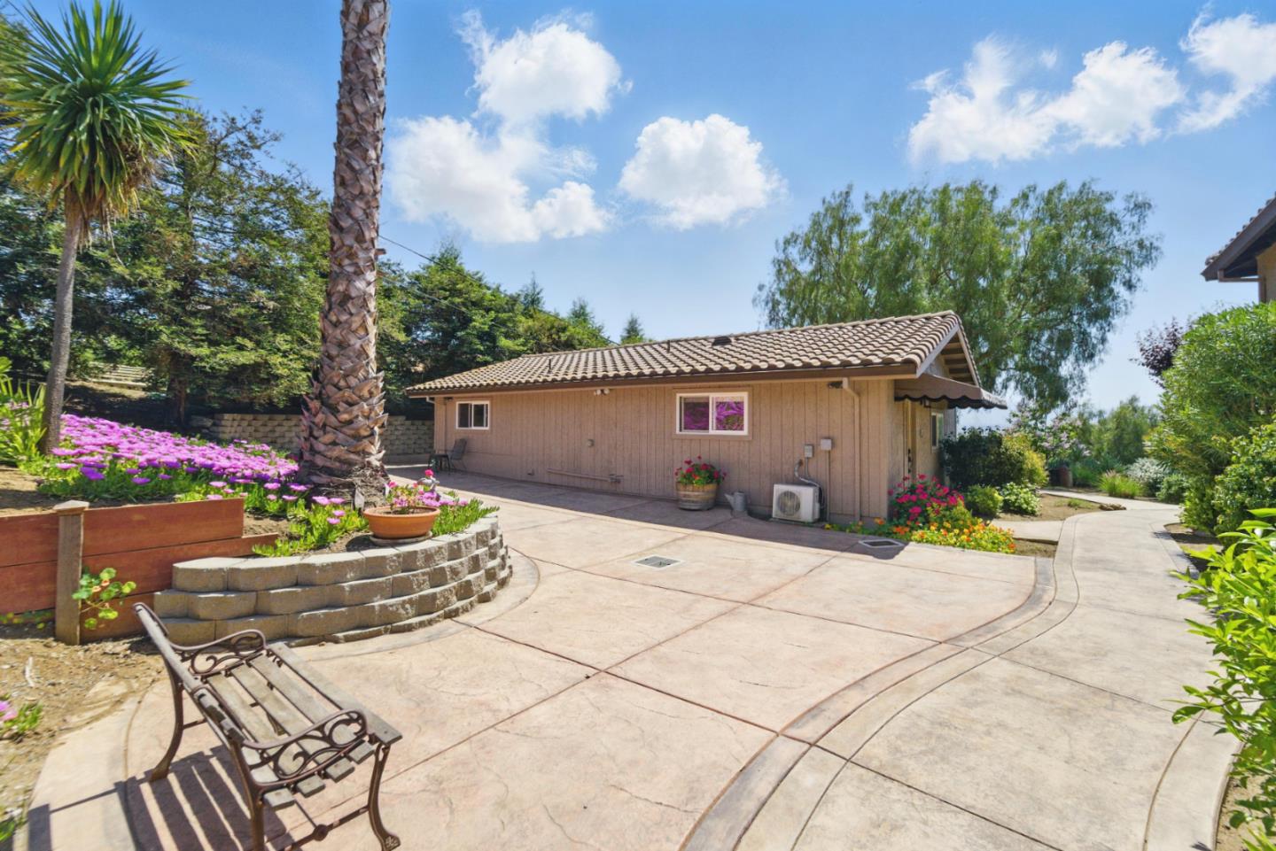 Detail Gallery Image 63 of 111 For 2302 E Valley Ct, San Jose,  CA 95148 - 4 Beds | 3/1 Baths