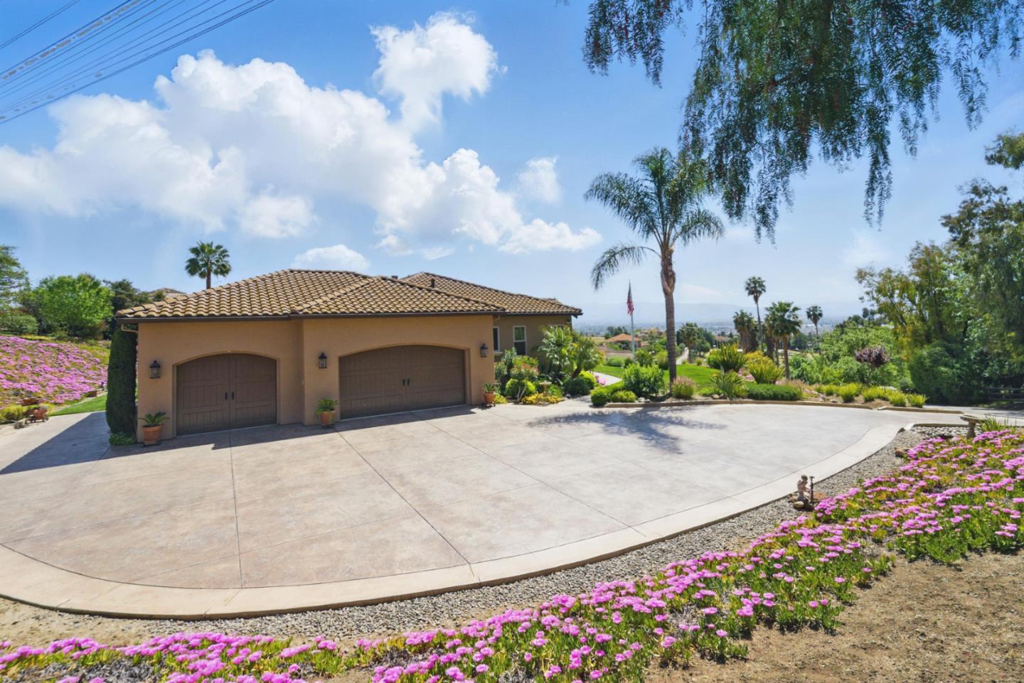 Detail Gallery Image 68 of 111 For 2302 E Valley Ct, San Jose,  CA 95148 - 4 Beds | 3/1 Baths
